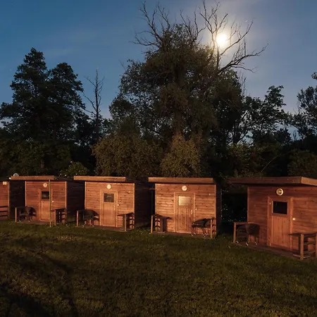 Rekreacni A Jezdecky Areal Equifarm Jevisovice